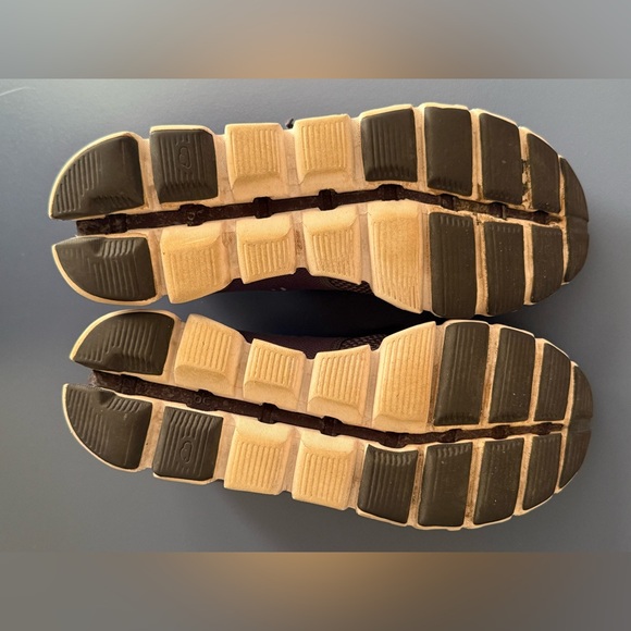 Swiss Engineering Tennis Shoes - Picture 7 of 8